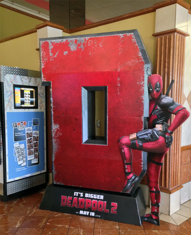 Popon | Image Gallery | Deadpool 2 Movie Display